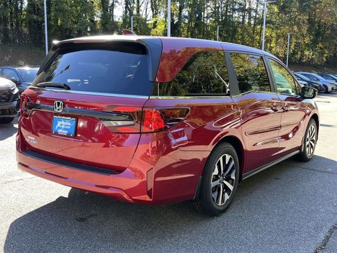 New 2026 Honda Odyssey EX-L image 4