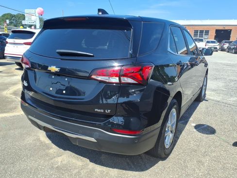 Used 2024 Chevrolet Equinox LT AWD/4WD image 2