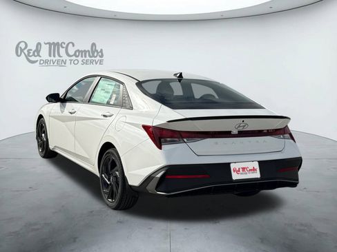 New 2026 Hyundai Elantra SEL Sport Premium image 3