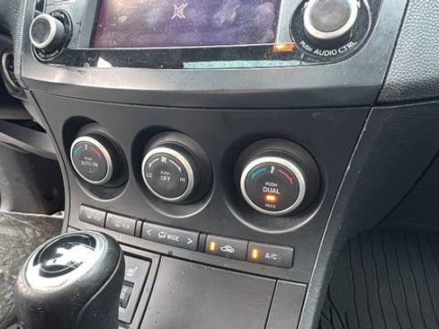 Used 2013 MAZDA MAZDA3 i Grand Touring FWD image 19