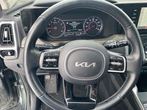 Certified 2023 Kia Sorento S w/ Panoramic Sunroof Package image 11