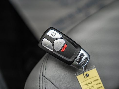 Used 2022 Audi Q5 2.0T Premium w/ Convenience Package image 51