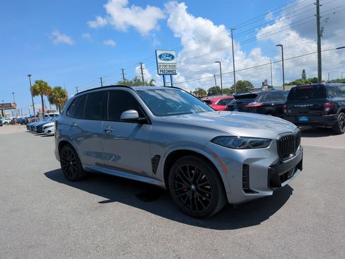 Used 2024 BMW X5 sDrive40i w/ M Sport Package RWD image 2