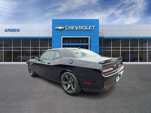 Used 2022 Dodge Challenger SRT Hellcat Redeye image 5