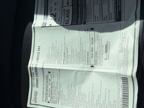 Used 2024 Jeep Grand Cherokee Limited w/ Black Appearance Package image 23