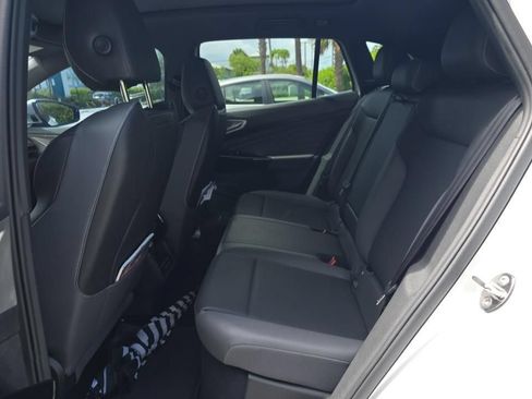 Used 2023 Volkswagen ID.4 Pro S RWD image 7