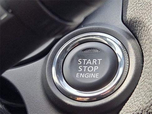 New 2025 Mitsubishi Eclipse Cross Black Edition image 21