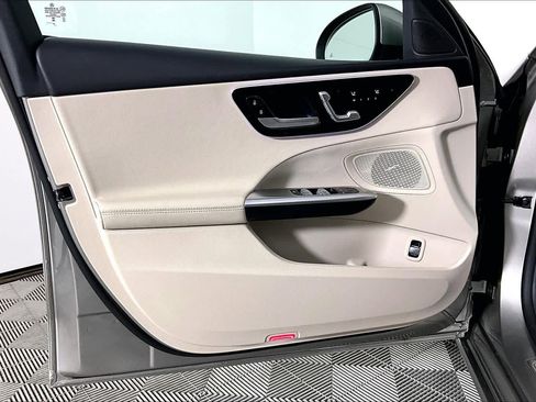 Used 2024 Mercedes-Benz C 300 Sedan image 20