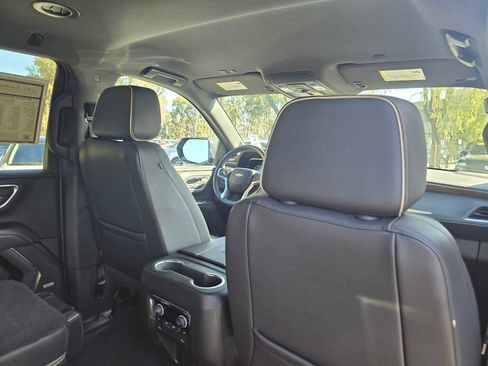 Used 2024 Chevrolet Tahoe Premier image 15