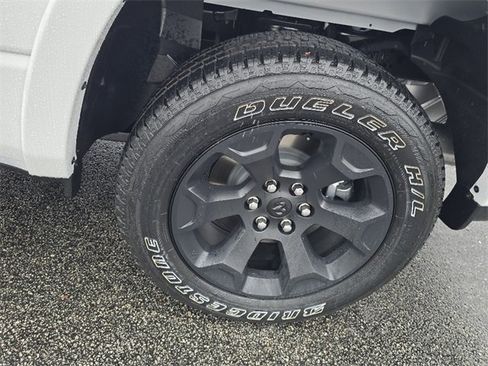 New 2026 RAM 1500 4x4 Crew Cab image 7