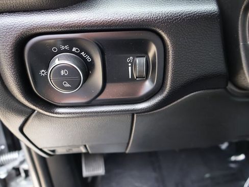 Used 2024 RAM 2500 Big Horn image 22