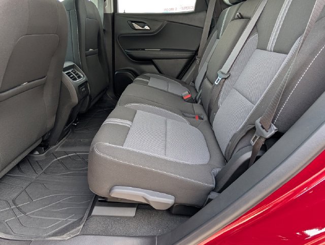 New 2026 Chevrolet Blazer LT w/ Convenience Package FWD image 7