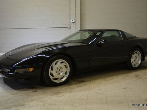 Used 1994 Chevrolet Corvette Coupe image 18