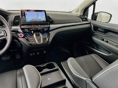 Certified 2026 Honda Odyssey Elite image 24