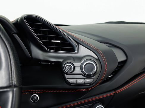 Used 2019 Ferrari 488 Spider image 26