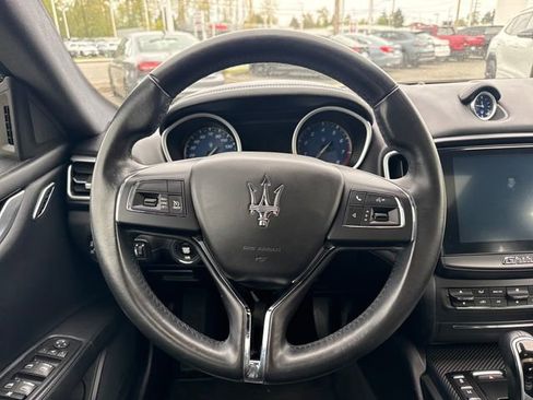 Used 2017 Maserati Ghibli S RWD image 20