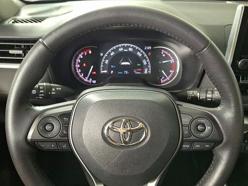 Used 2023 Toyota RAV4 XLE Premium AWD/4WD image 19