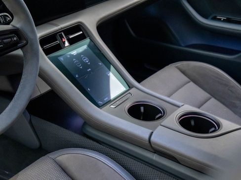 Certified 2022 Porsche Taycan 4S image 13