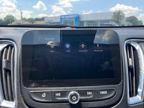 Used 2024 Chevrolet Malibu LT FWD image 25