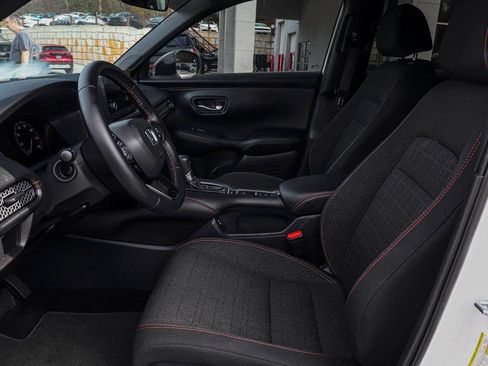 Used 2025 Honda HR-V Sport image 25