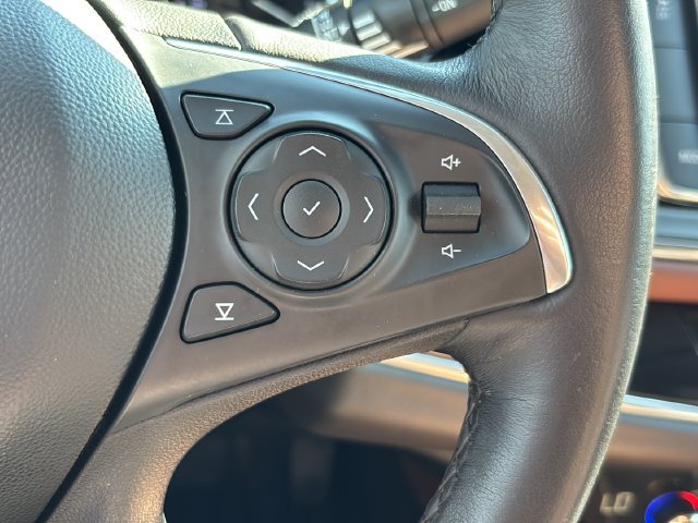 Used 2021 Buick Enclave Avenir w/ Avenir Technology Package FWD image 24