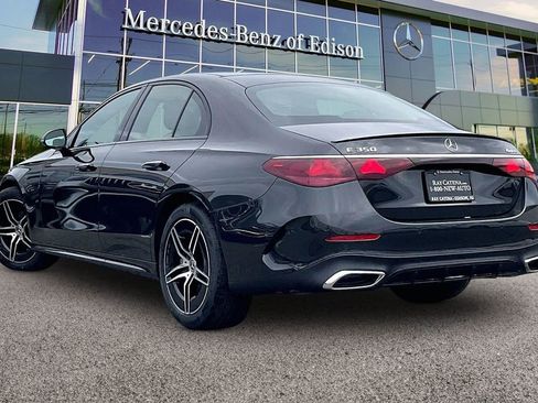 New 2026 Mercedes-Benz E 350 4MATIC Sedan image 3