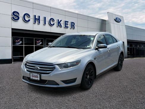 Used 2019 Ford Taurus Limited FWD image 9