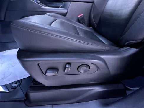 Used 2022 Chevrolet Tahoe LT w/ LT Signature Plus Package image 13