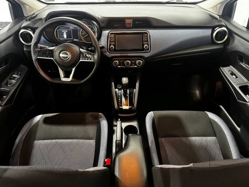 Used 2025 Nissan Versa SV FWD image 28