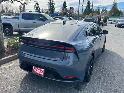 Used 2024 Toyota Prius XLE image 7