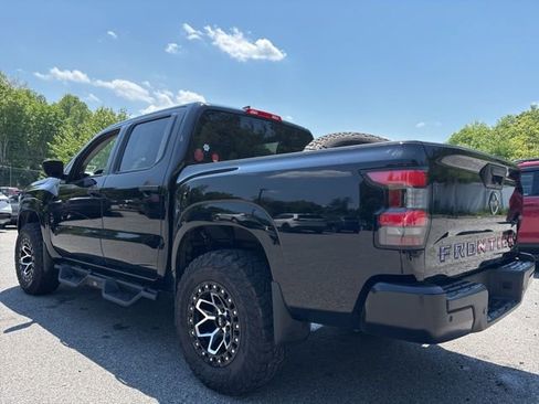 Used 2022 Nissan Frontier S w/ Technology Package AWD/4WD image 2