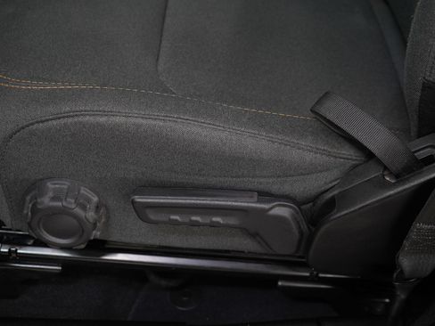 Used 2024 Jeep Wrangler Willys image 23
