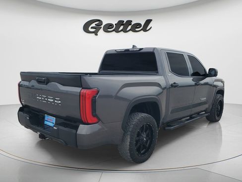 Used 2022 Toyota Tundra SR5 AWD/4WD image 4