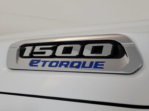 Used 2022 RAM 1500 Big Horn AWD/4WD image 8