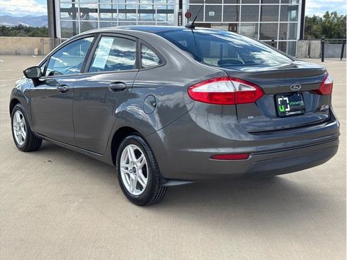 Used 2019 Ford Fiesta SE image 6