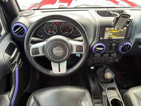 Used 2016 Jeep Wrangler Unlimited Rubicon AWD/4WD image 20