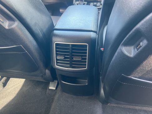 Used 2023 Kia Sportage EX image 19