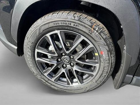 New 2026 Toyota Corolla Cross XLE image 16