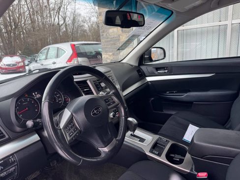 Used 2013 Subaru Outback 2.5i Premium image 11