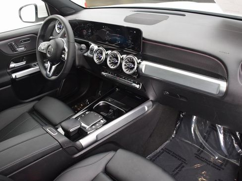 Certified 2023 Mercedes-Benz EQB 300 4MATIC image 14