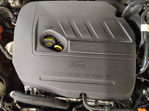 Used 2015 Ford Fusion SE image 30