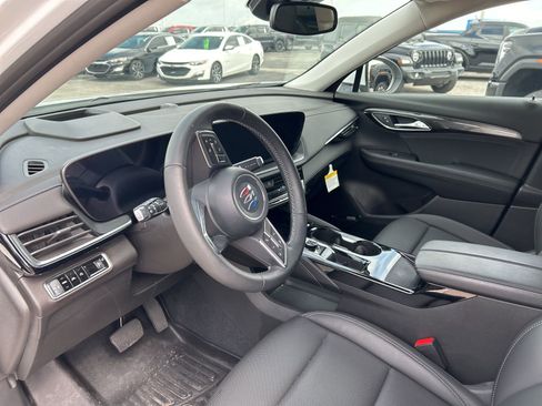 Used 2024 Buick Envision Preferred image 13
