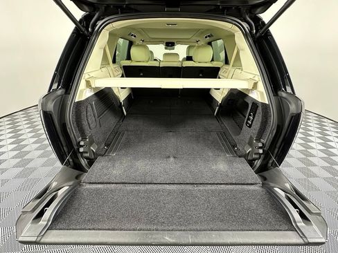 Used 2023 Land Rover Range Rover Long Wheelbase Autobiography AWD/4WD image 39