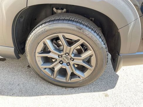 Used 2024 Honda Pilot Elite image 46