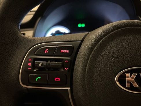 Used 2019 Kia Niro LX FWD image 14