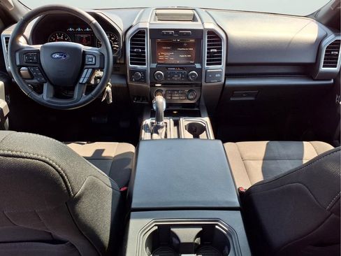 Used 2015 Ford F150 XLT w/ Equipment Group 302A Luxury AWD/4WD image 11