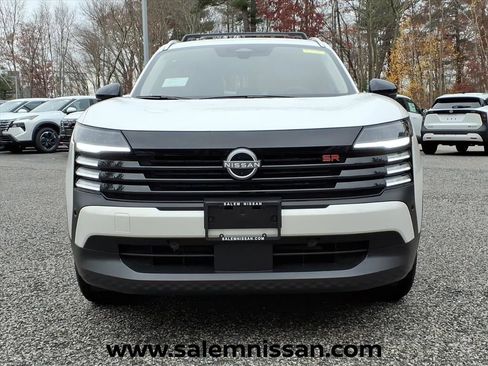 New 2026 Nissan Kicks SR w/ Cold Weather Package AWD/4WD image 2
