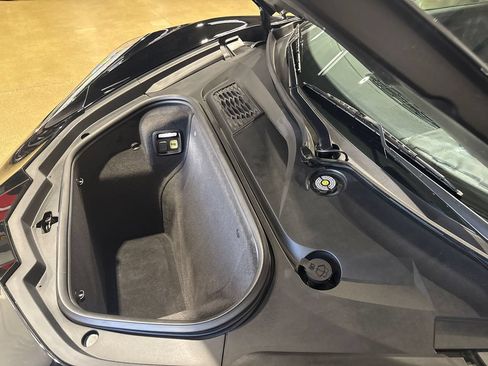 Used 2022 Chevrolet Corvette Stingray Premium Conv w/ Z51 Performance Package RWD image 51
