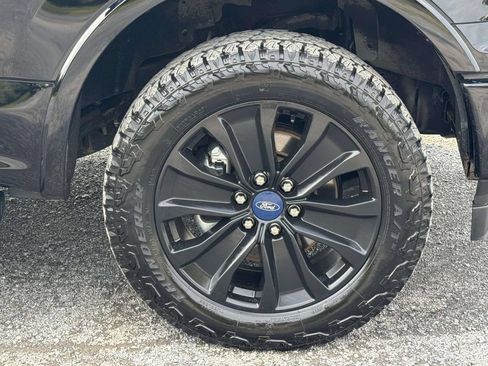 Used 2019 Ford F150 XLT w/ Equipment Group 302A Luxury AWD/4WD image 11