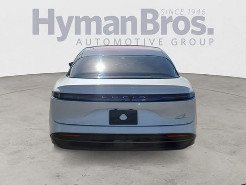 Used 2024 Lucid Air Grand Touring image 4
